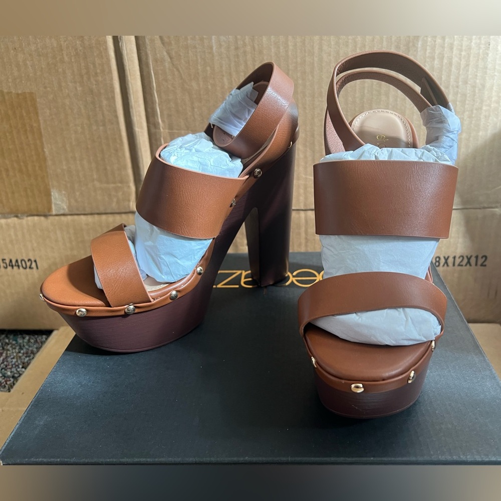 ShoeDazzle High Heel Platform Sandals
